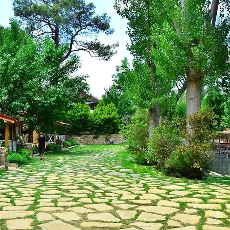 Eco Family Park Hotel 마나브가트