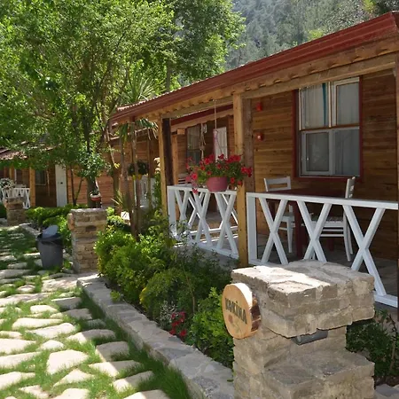호텔 Eco Family Park Hotel 마나브가트