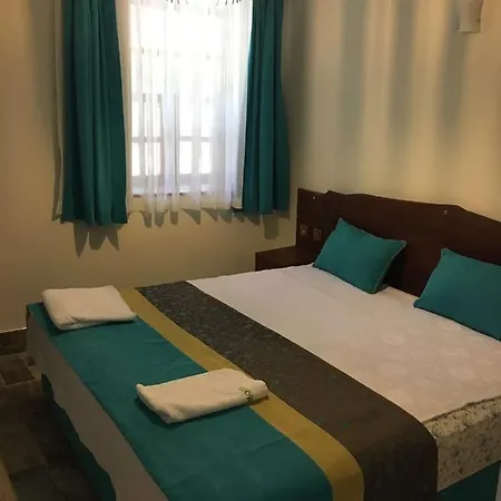 Eco Family Park Hotel * 마나브가트